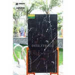 Gạch 60x120 bóng kiếng màu đen vân sọc trắng